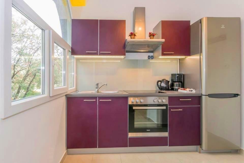 Violet Sea Breeze Apartment Split Exterior photo